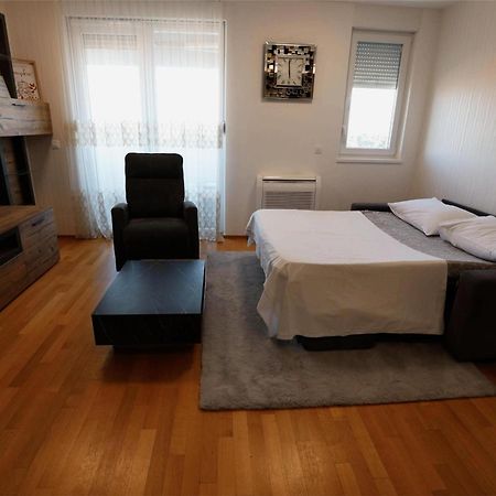 Appartamento Vista Zara Esterno foto